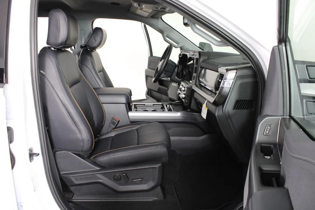 New 2026 Oxford White Ford Lariat image 16