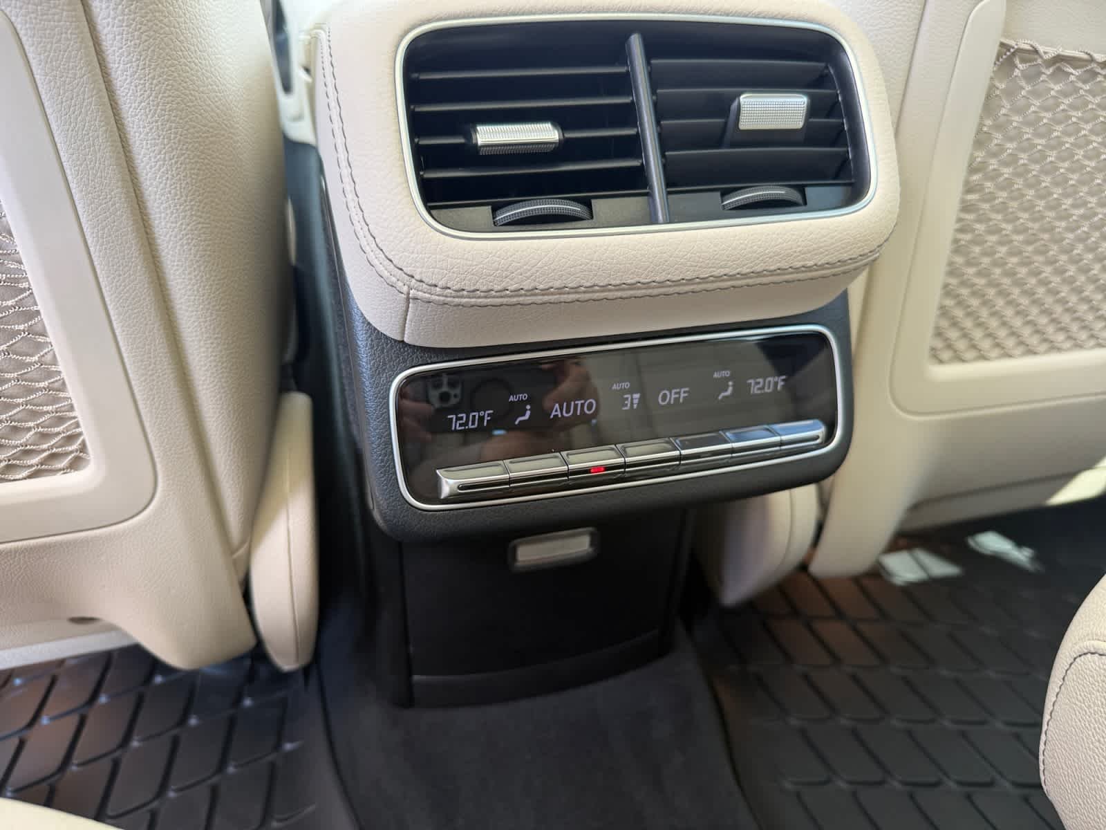 Certified Used 2024 MANUFAKTUR Alpine Grey Mercedes-Benz GLS 450 image 16