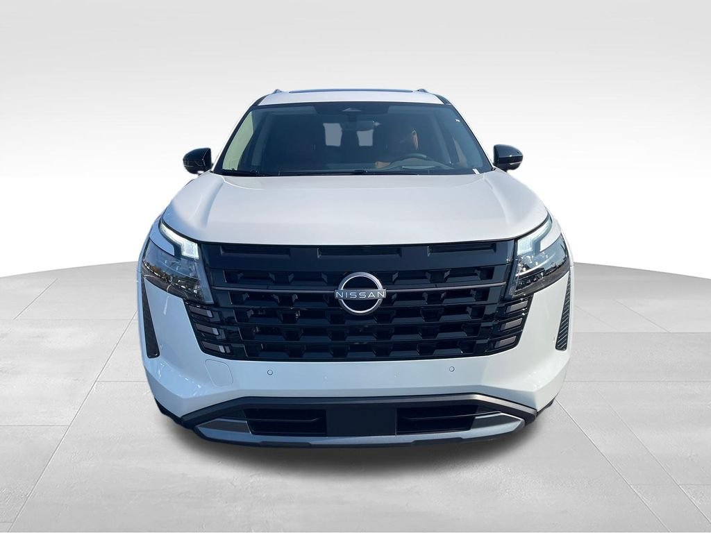 New 2026 White Nissan Platinum image 8