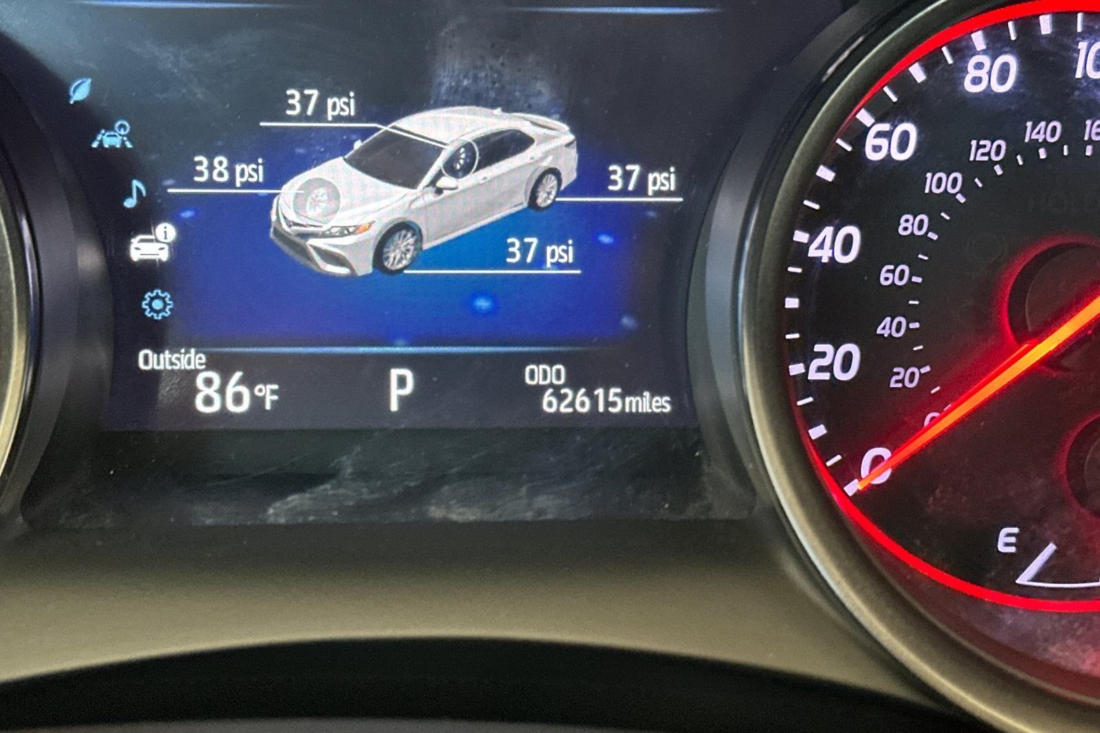 Used 2021 Beige Toyota XSE V6 image 29