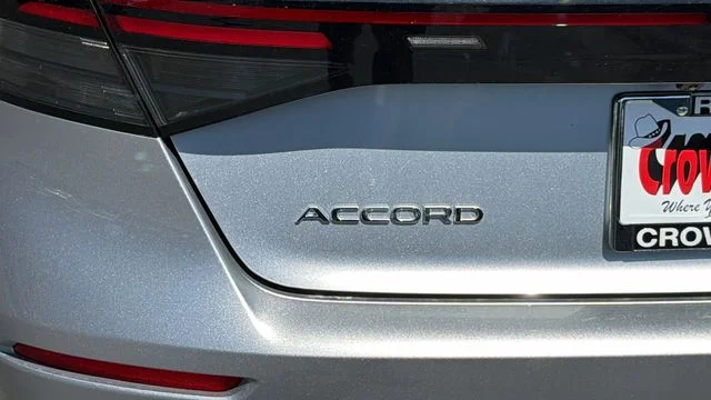 New 2026 Solar Silver Metallic Honda SE image 12
