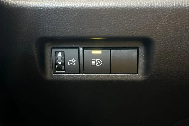 Used 2025 Silver Toyota LE image 30