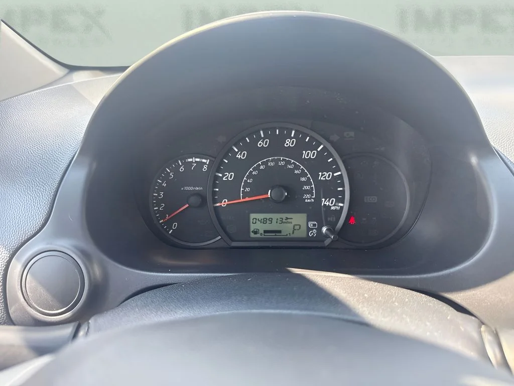 Used 2024 Black Mitsubishi ES image 15