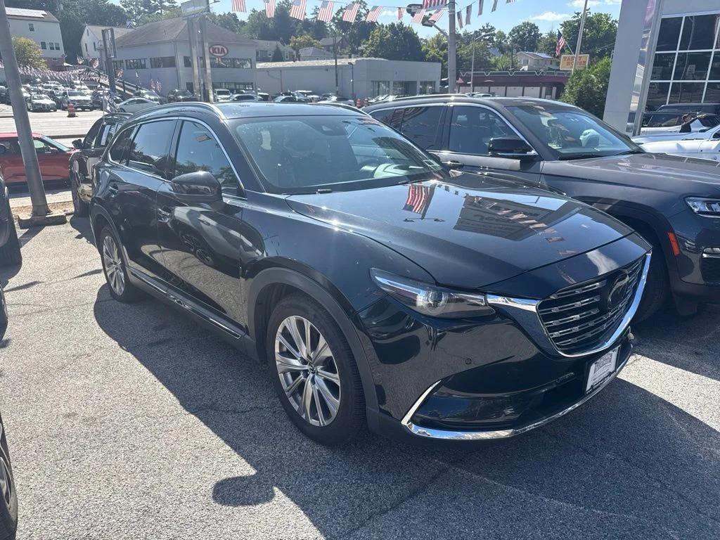 Used 2021 Black Mazda Signature image 1