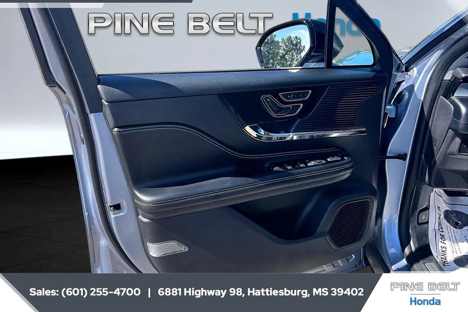 Used 2022 Elite Blue Metallic Clearcoat Lincoln Standard image 17