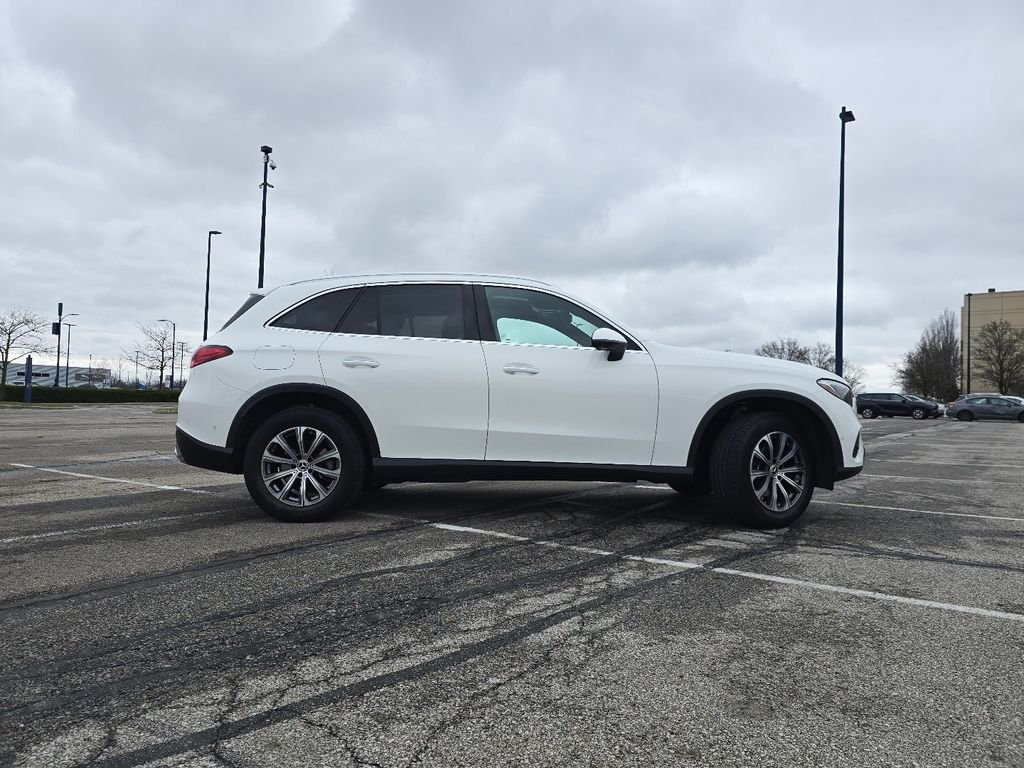 Certified Used 2026 Polar White Mercedes-Benz GLC 300 image 19