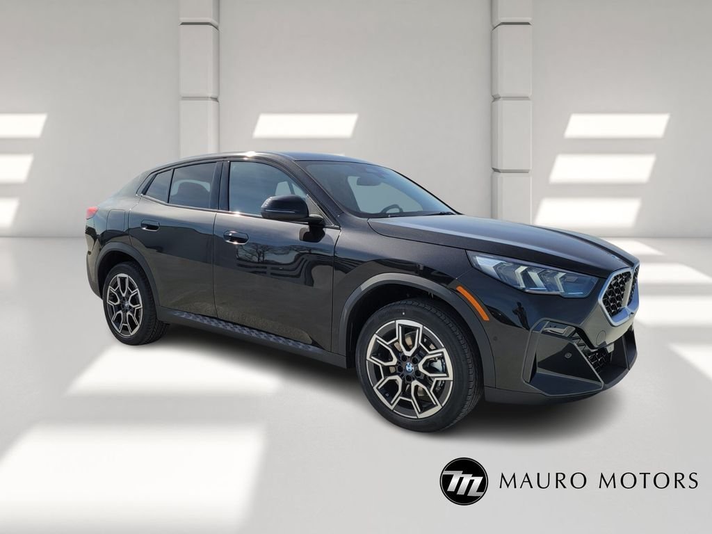 2025 BMW X2 xDrive28i's photo