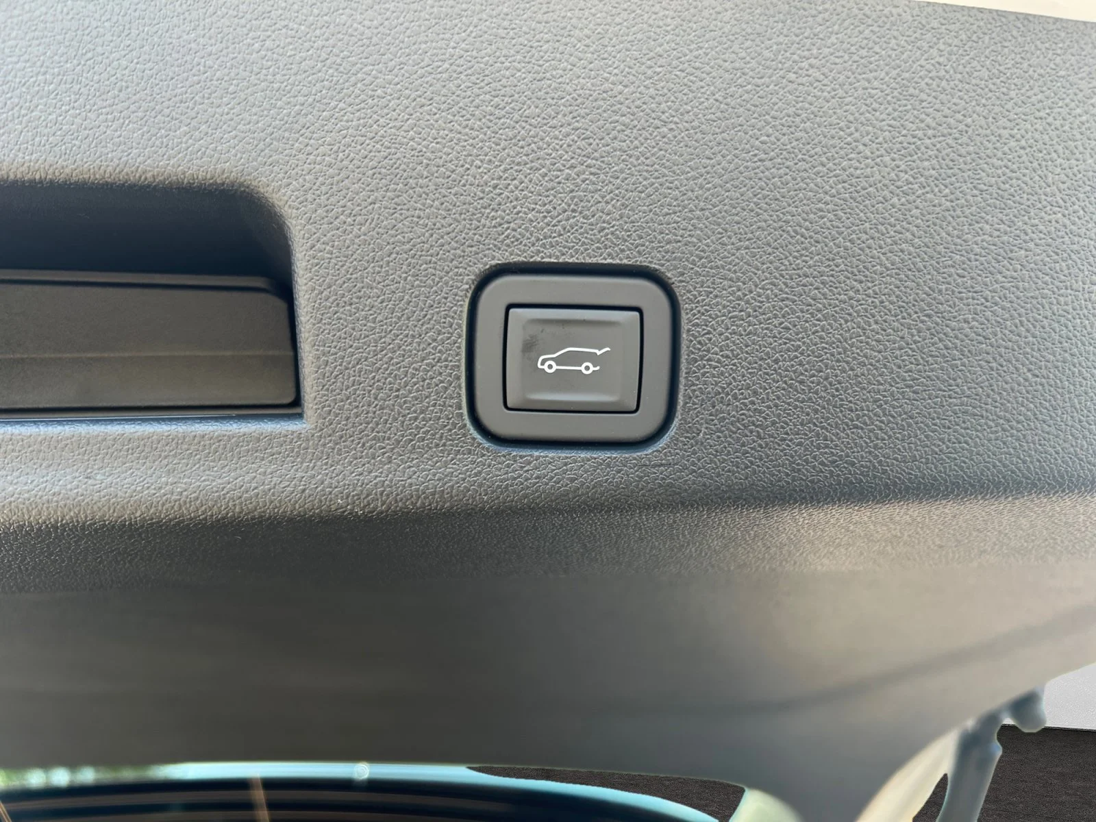 New 2027 Summit White GMC Denali AWD image 11
