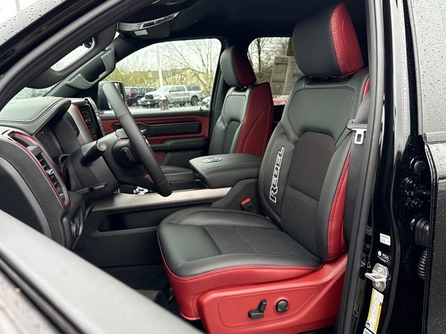 New 2026 Diamond Black Crystal Pearl-Coat Exterior Paint RAM Rebel image 20