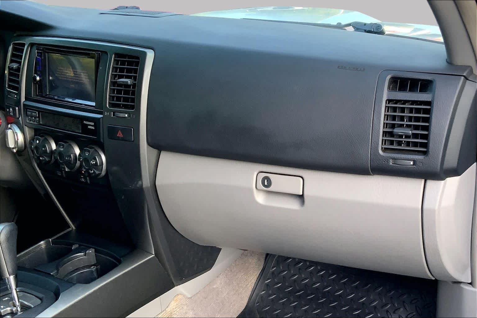 Used 2006 Titanium Metallic Toyota SR5 Sport image 15
