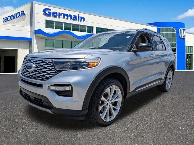 2021 Ford Explorer Platinum 4WD's photo