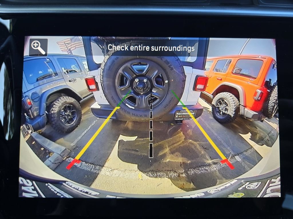 New 2026 Sting-Gray Clear-Coat Exterior Paint Jeep Laredo image 12