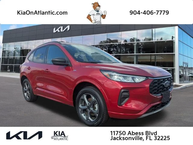 2024 Ford Escape ST-Line AWD's photo