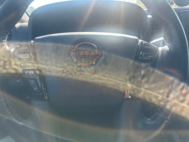 Used 2022  Nissan PRO-4X image 15