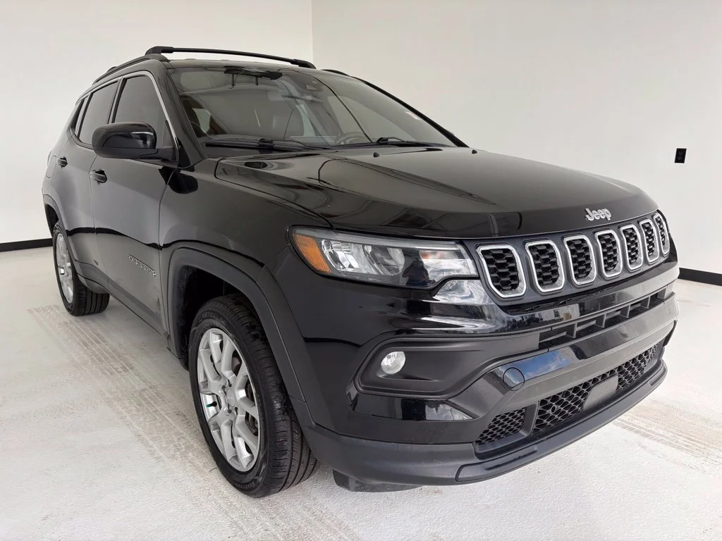 Used 2024 Black Jeep Latitude Lux image 12