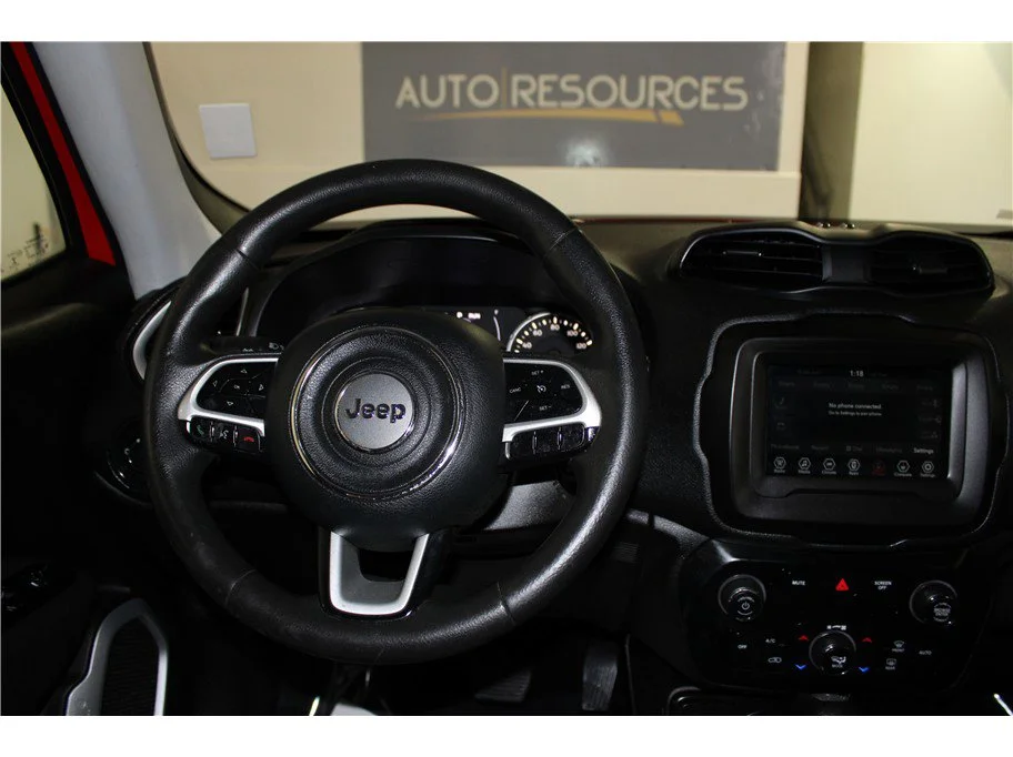 2020 Jeep Renegade Jeepster - Photo 32