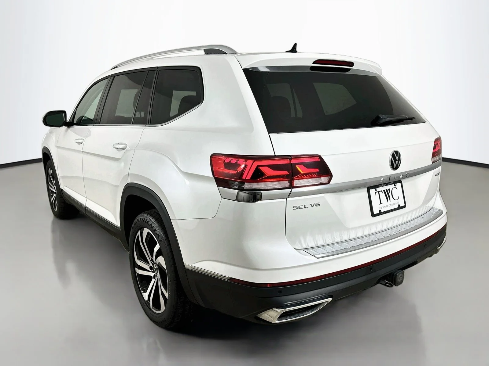Used 2023 White Volkswagen  image 7