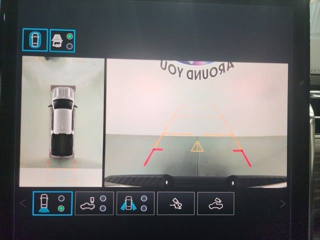 2025 GMC Sierra EV Denali - Photo 18