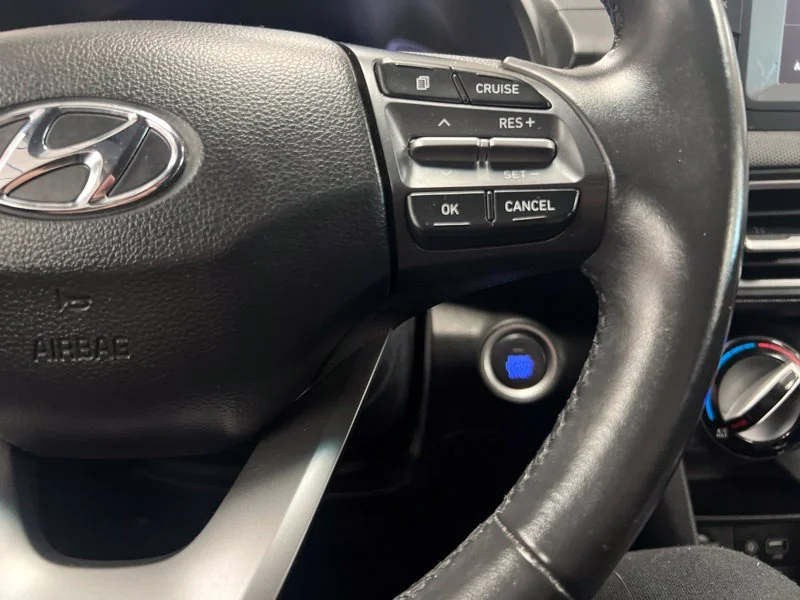 Used 2018 Blue Hyundai SEL image 22