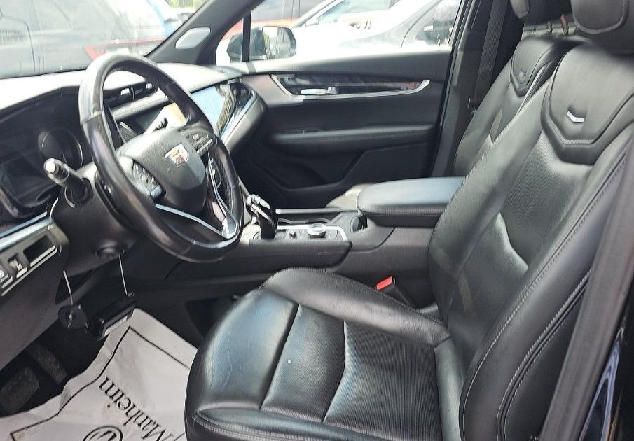 Used 2023 Black Cadillac Premium Luxury image 6