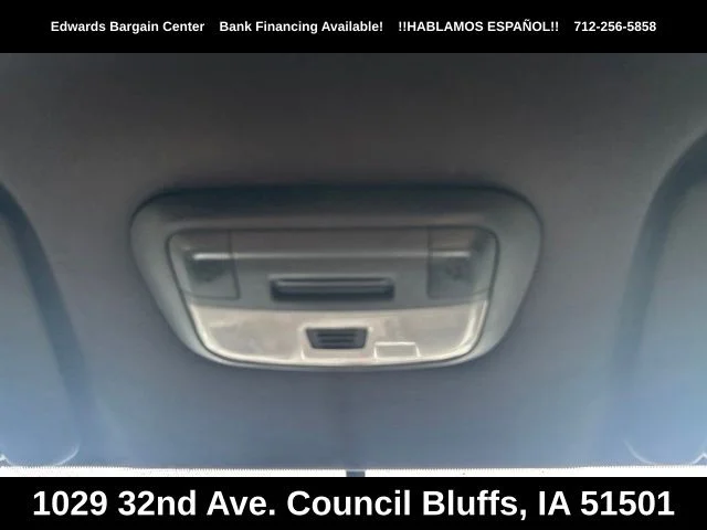 Used 2018 Gray Subaru Base image 23