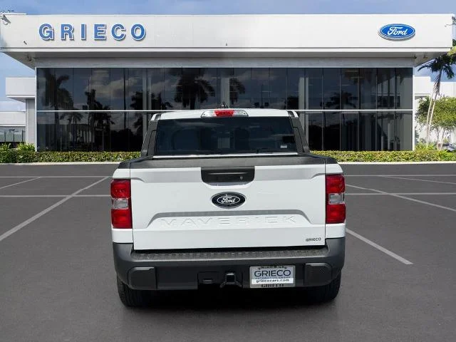 New 2026 Oxford White Ford XLT image 18