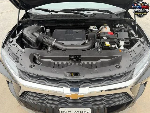 Used 2025 Black Chevrolet LT image 21