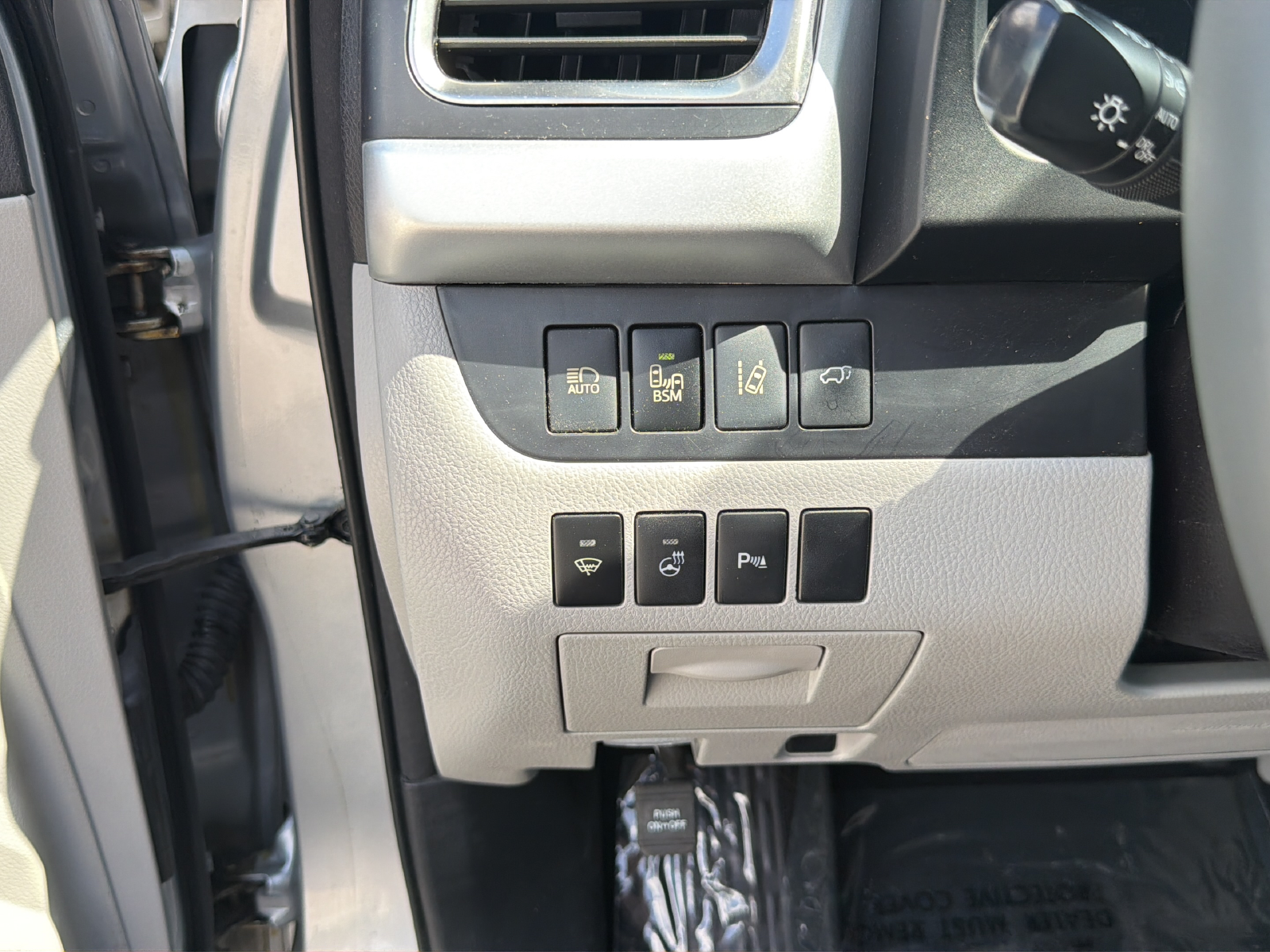 Used 2016 Silver Sky Metallic Toyota Limited Platinum V6 image 21