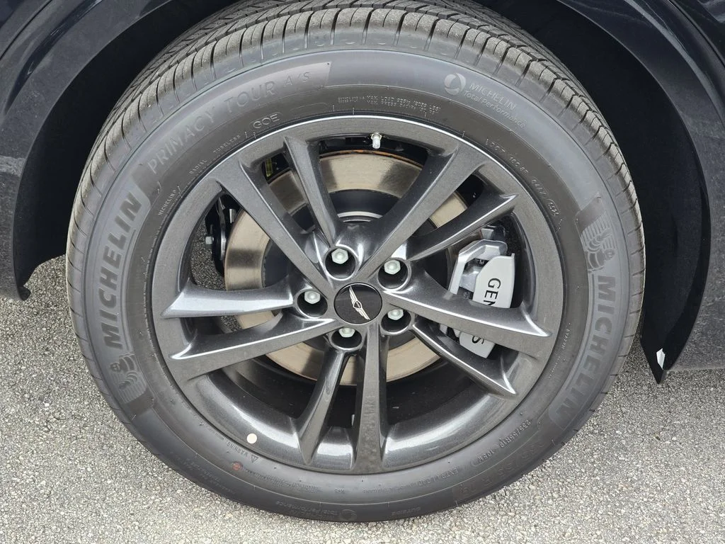New 2027 Black Genesis 2.5T Advanced image 5