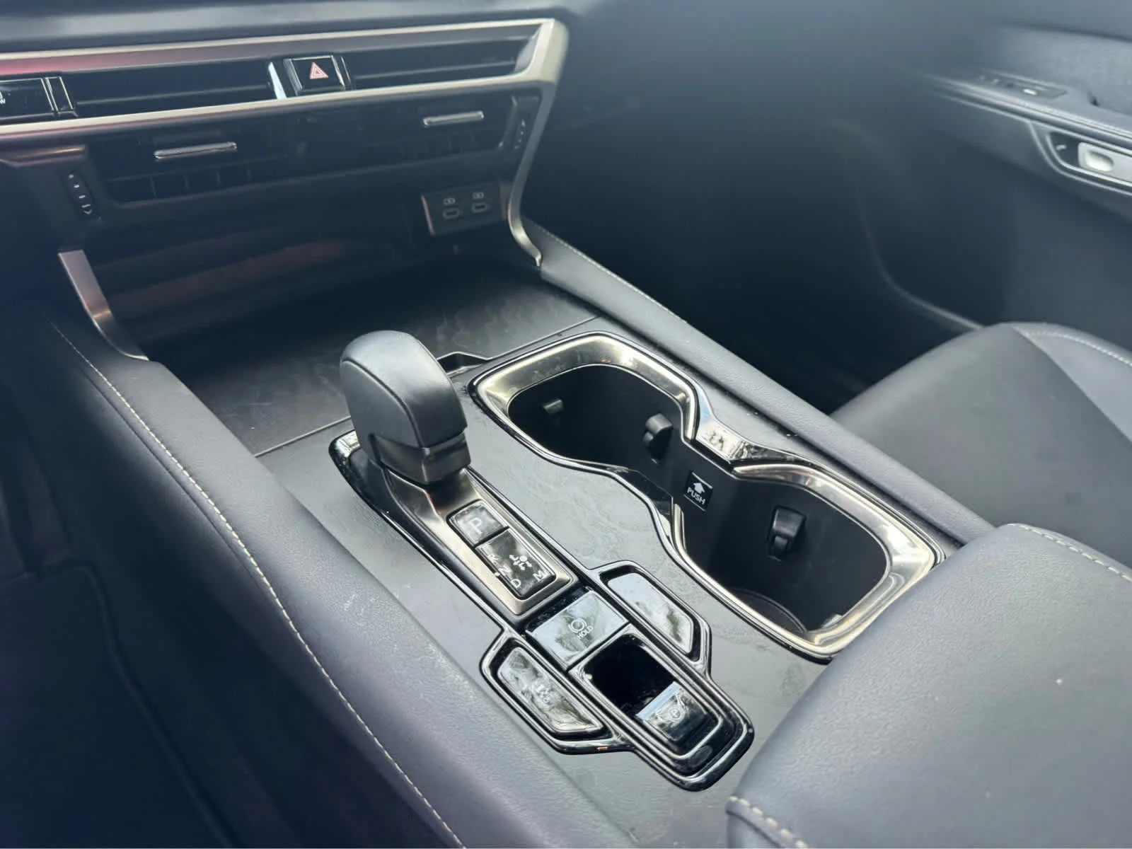 Used 2025 Nori Green Pearl Lexus Premium image 12
