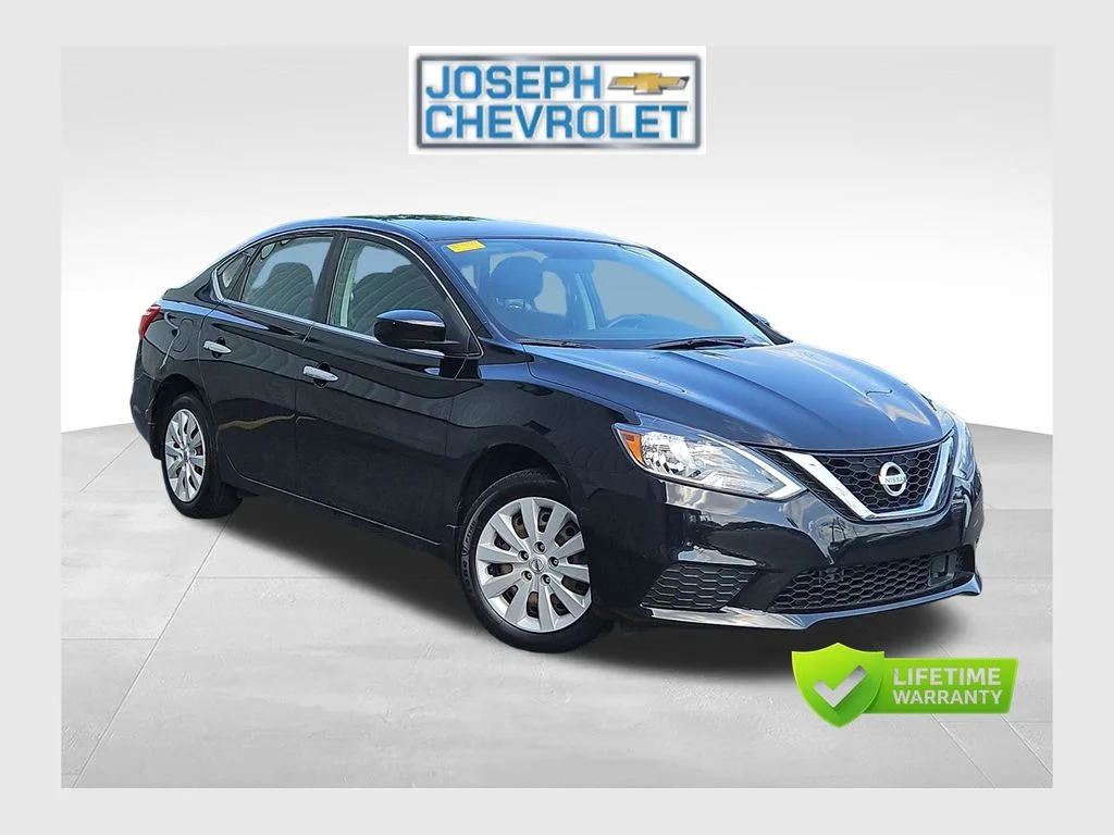 Used 2019 Black Nissan S image 1