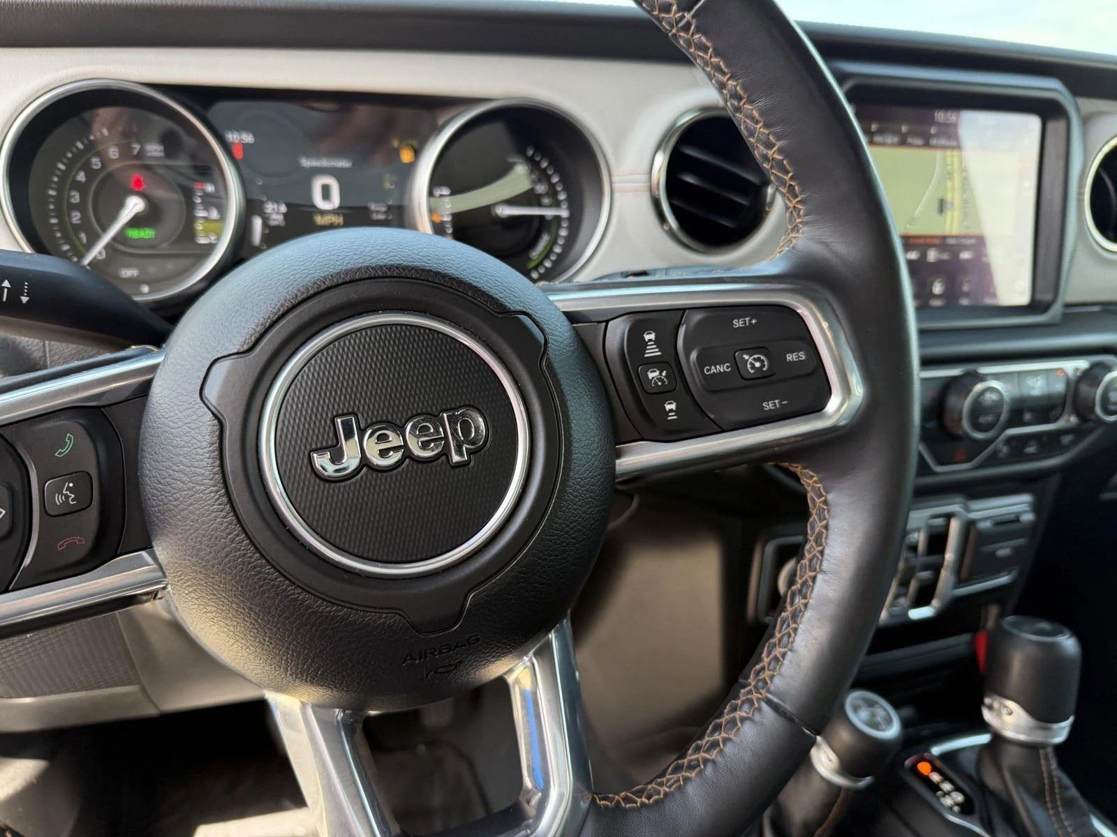 Used 2022 Hydro Blue Pearlcoat Jeep Unlimited Sahara High Altitude image 17