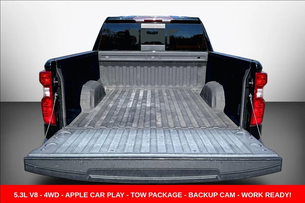 Used 2020 Black Chevrolet LT image 7