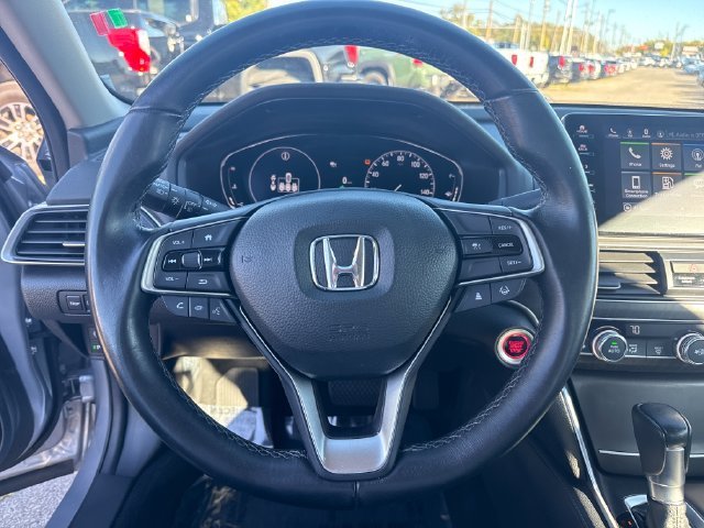 Used 2022 Silver Honda EX-L image 16