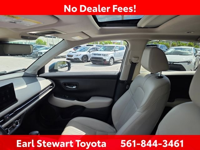 Used 2023 Blue Honda EX-L image 3