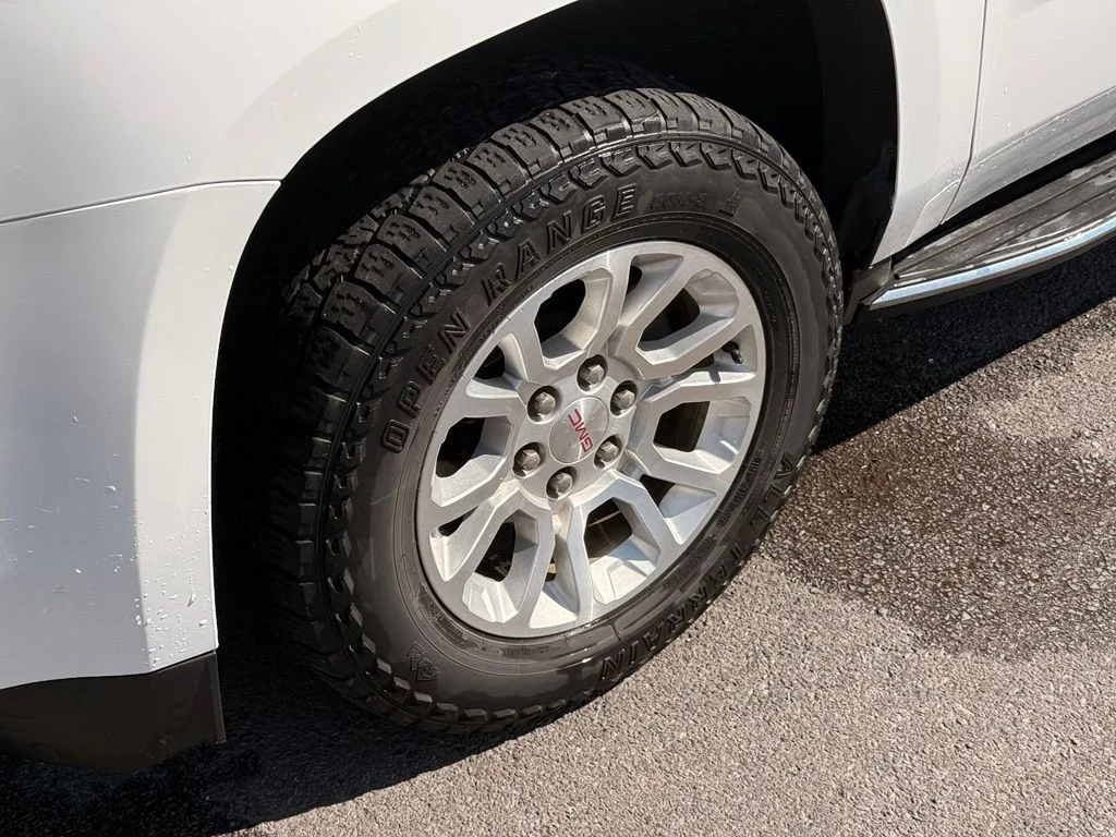 Used 2020 Summit White GMC SLT image 11