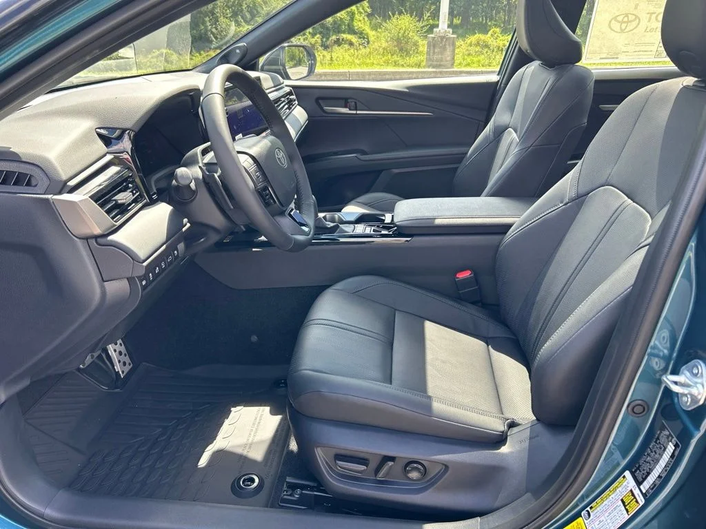 New 2026 Ocean Gem Toyota XSE image 9