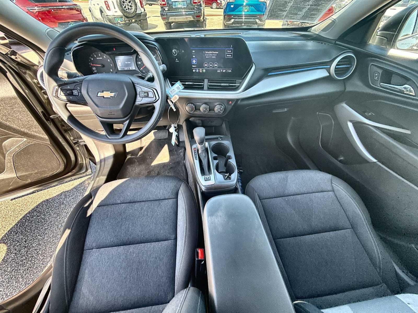 2024 Chevrolet Trax LS - Photo 18