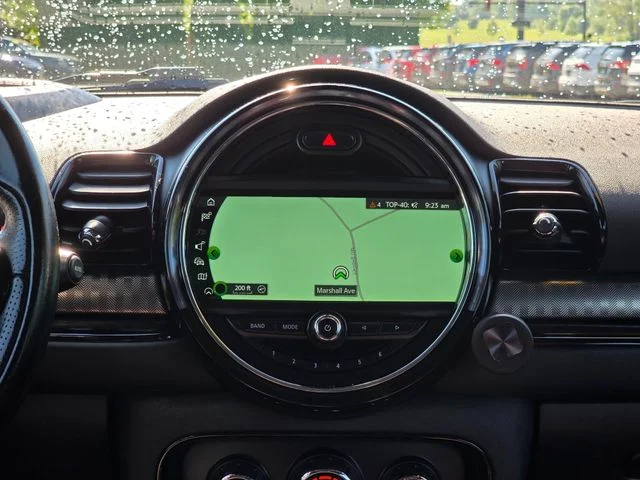 Used 2017 Silver Metallic MINI Clubman image 21