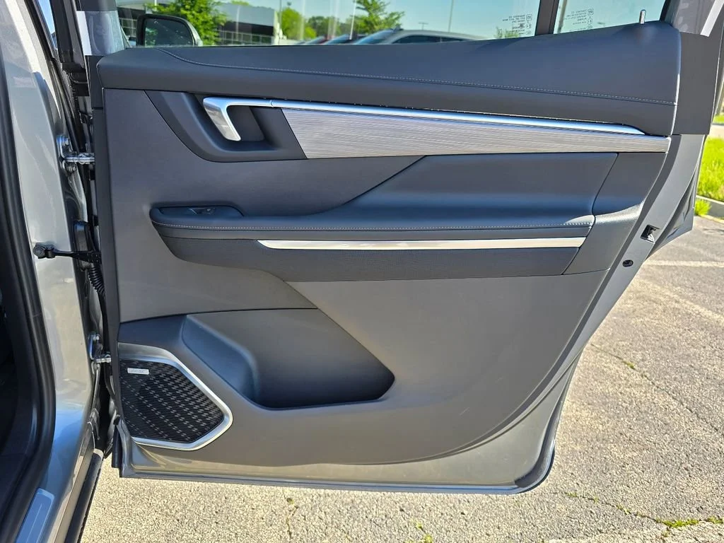 New 2026 Moonstone Gray Metallic Buick Preferred image 32