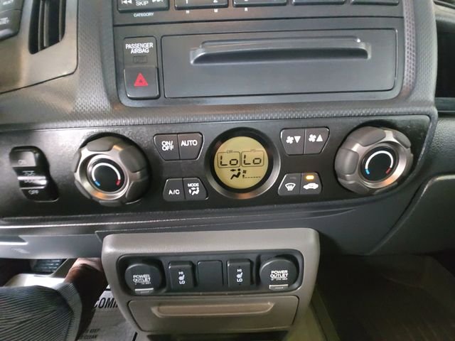 Used 2014 White Honda RTL image 17