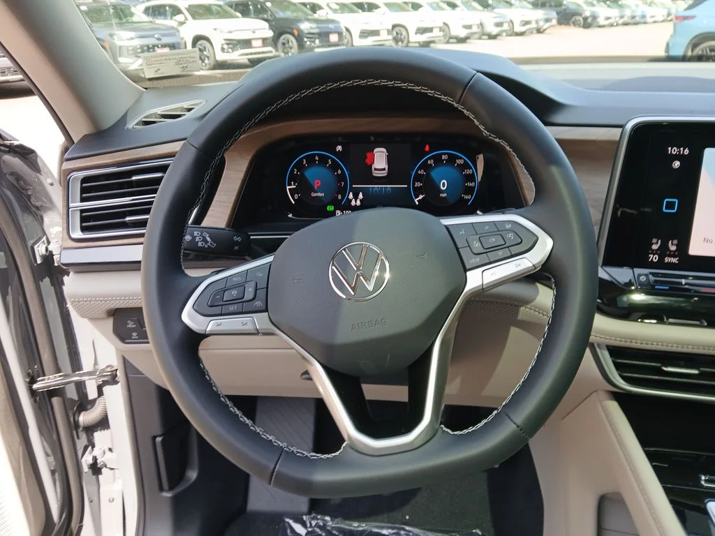 Used 2026 Gray Volkswagen SE w/Technology image 14