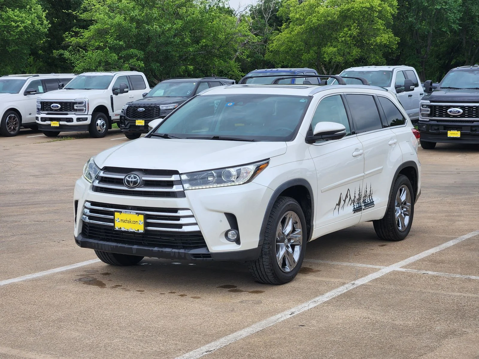 Used 2019 White Toyota Limited Platinum image 3