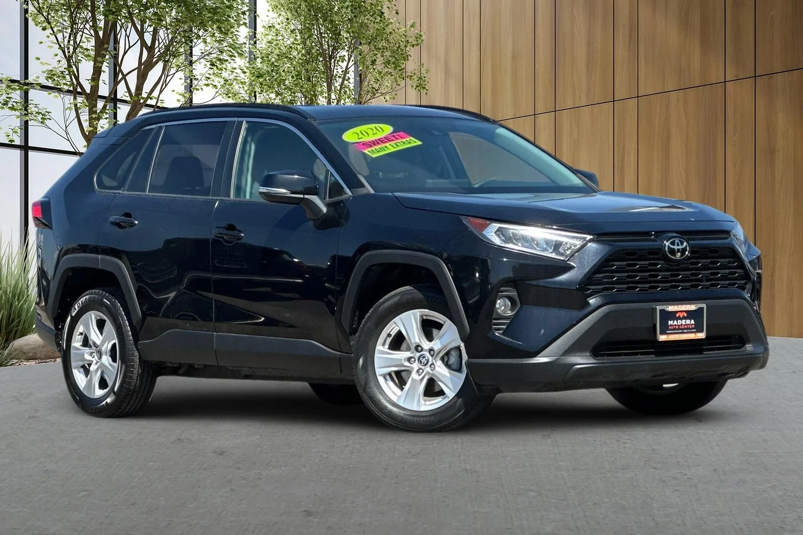 Used 2021 Gray Toyota XLE image 2