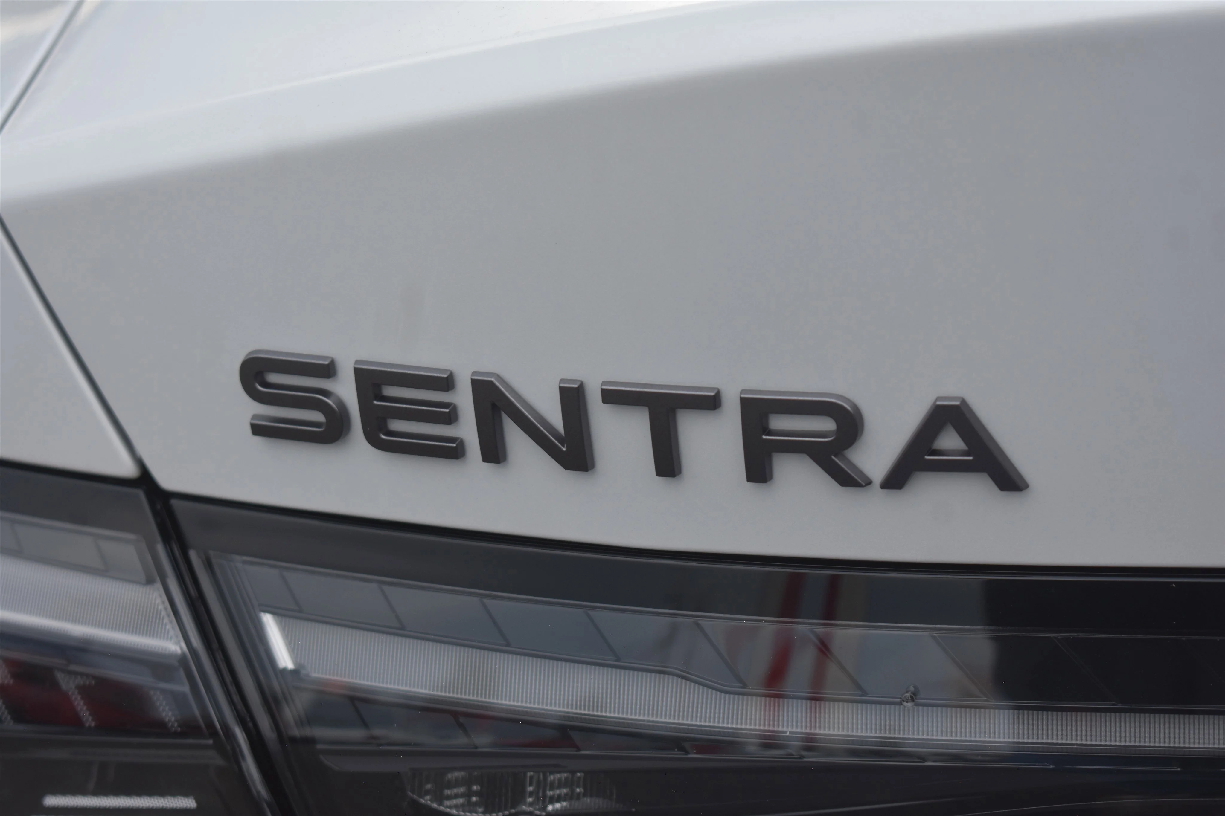 New 2026 Aspen White Tricoat Nissan SL image 7