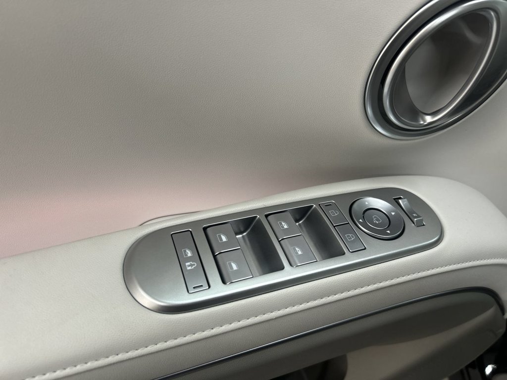 2026 Hyundai Palisade Limited - Photo 15