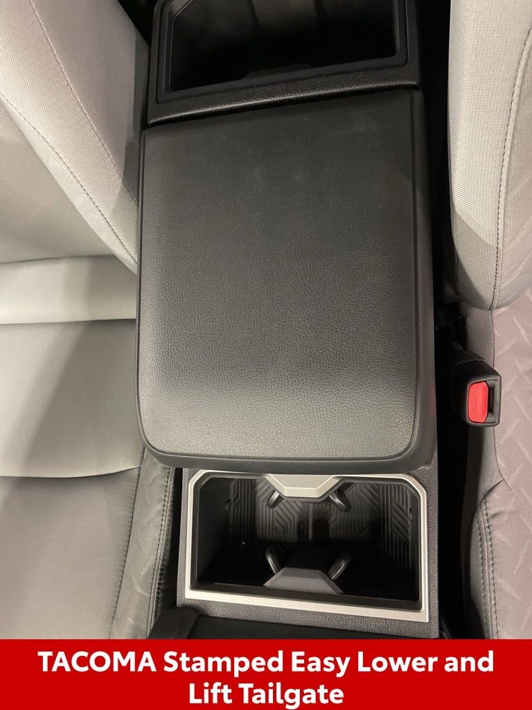 2026 Toyota Tacoma SR5 - Photo 15