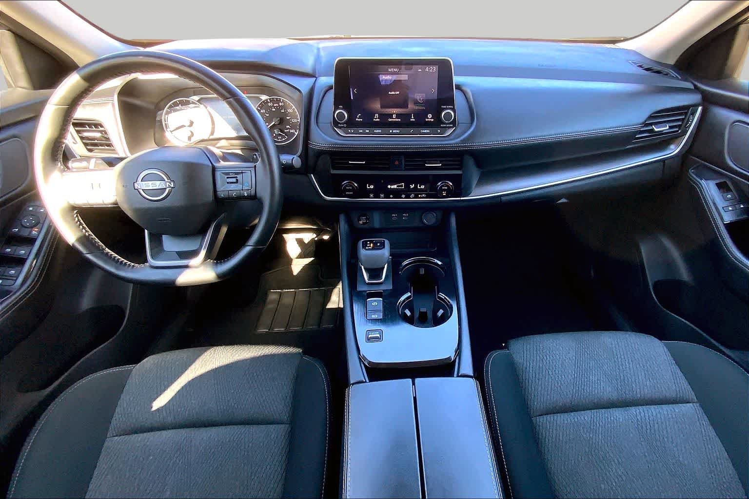 Used 2025 Gun Metallic Nissan SV image 14