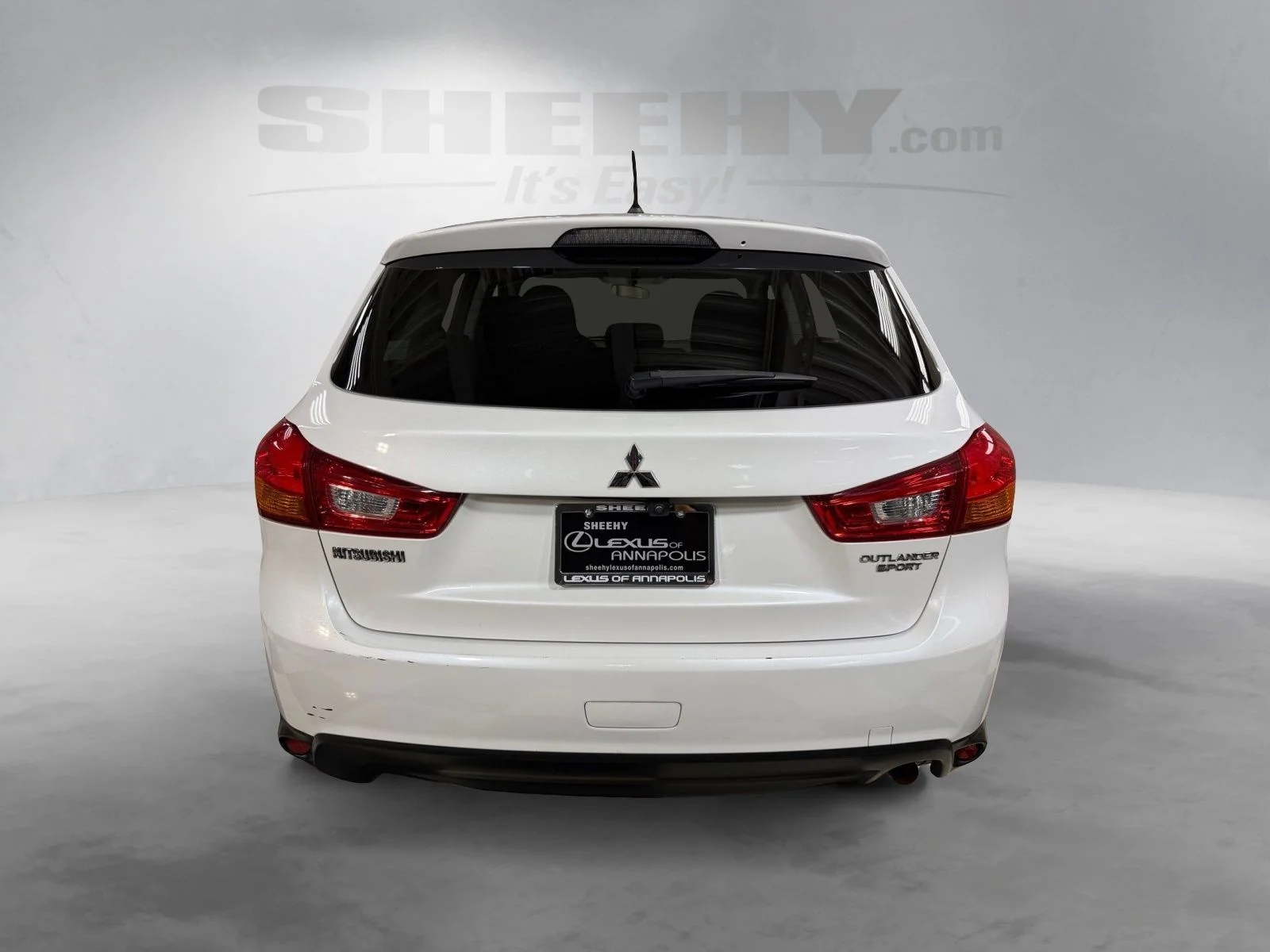 Used 2015  Mitsubishi ES image 14