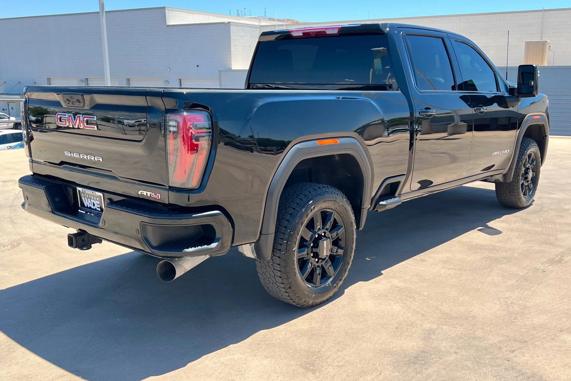 Used 2025 Onyx Black GMC AT4 image 5